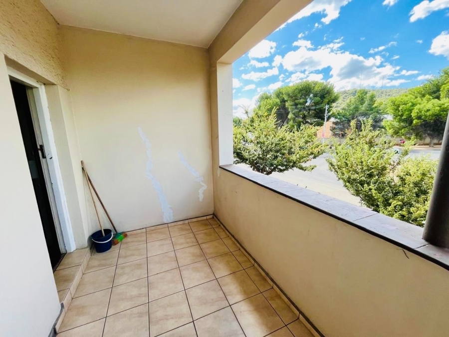 9 Bedroom Property for Sale in Bloemfontein Free State